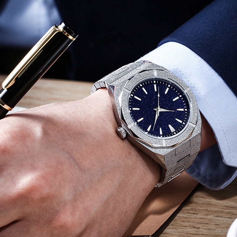 Goldene Uhr, Stardust, gebürst – Luxury Lifestyle Brands Bewertung und Preis