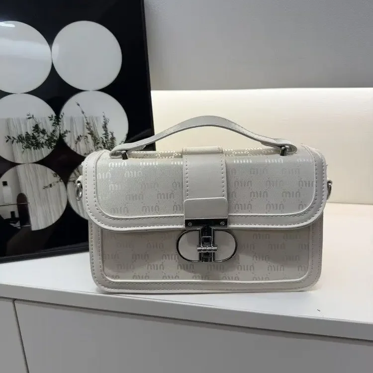 Hochwertige Elegante Damenhand – Luxury Lifestyle Handbags Bewertung und Preis