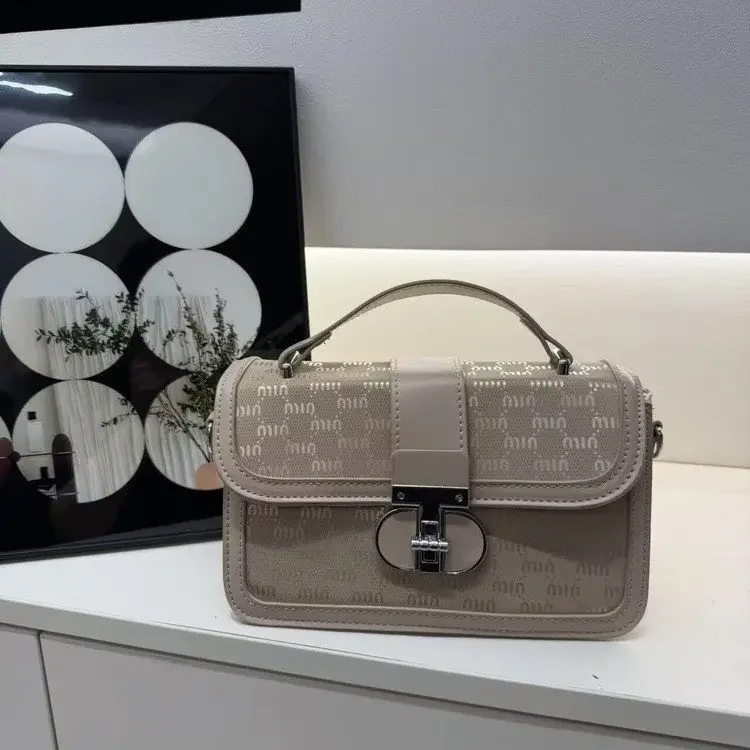 Hochwertige Elegante Damenhand – Luxury Lifestyle Handbags Bewertung und Preis